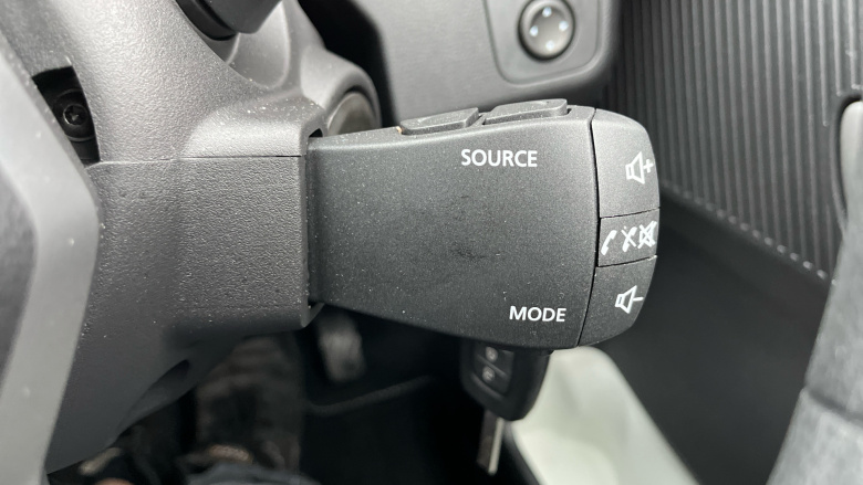 Dacia Spring 27kWh Extreme 65 48kW 5dr Auto Electric Hatchback